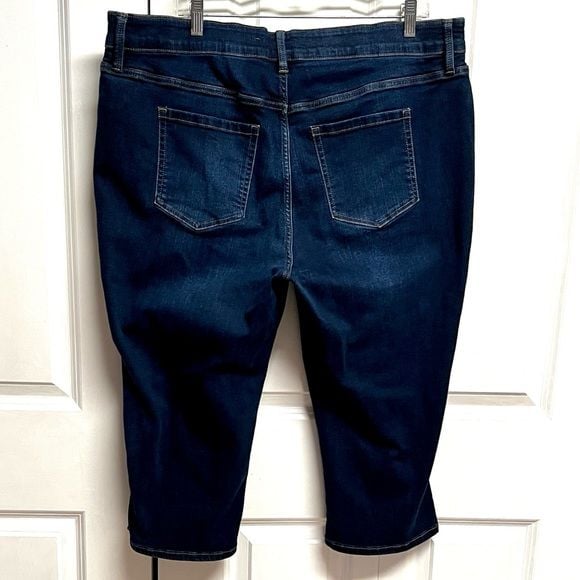 Product thumbnail 6