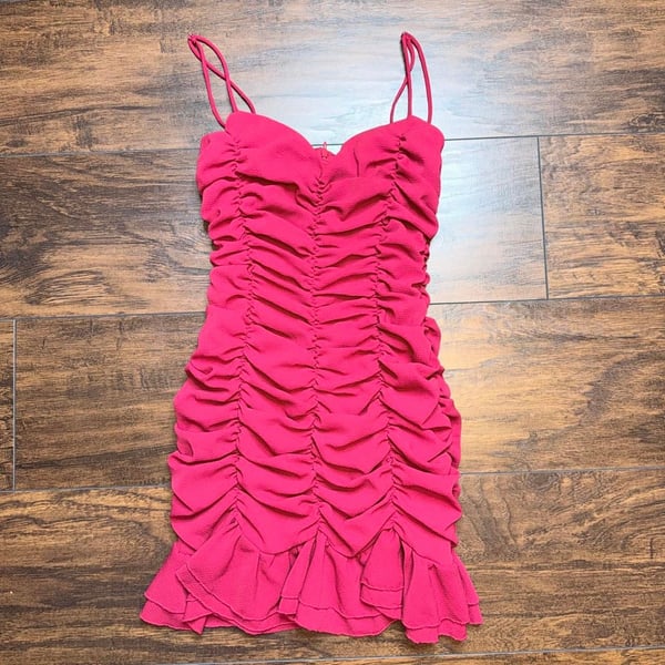 Lucy in the Sky Ruched Mini Dress Size XS Red Sleeveless Ruffle Hem