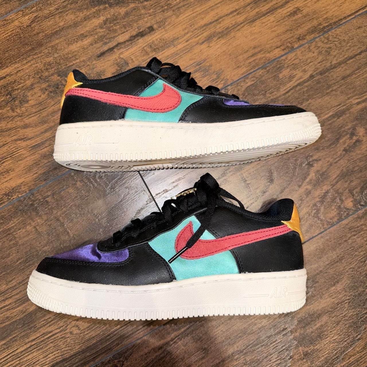 Nike Air Force 1 '06 LV8 EMB Size 5.5Y NBA WNBA Black Multic 6