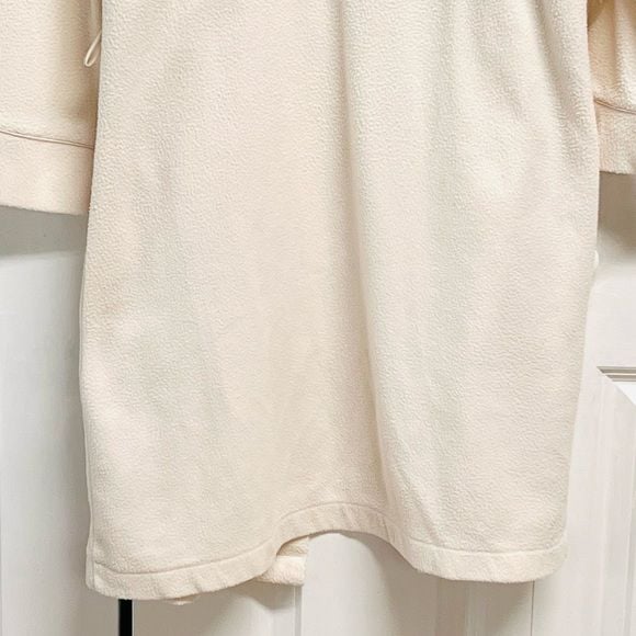 Angel Victoria's Secret Cream Pocket Wrap Robe Size S / M 9