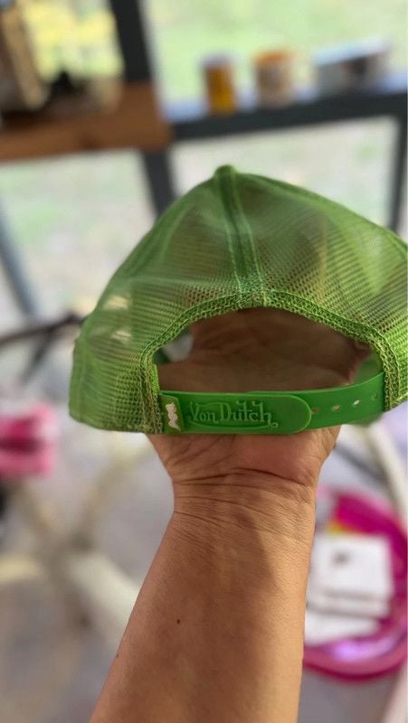Von Dutch trucker hat NWOT 3