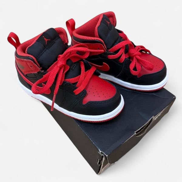 Jordan 1 Mid TD Size 8C Black Fire Red White