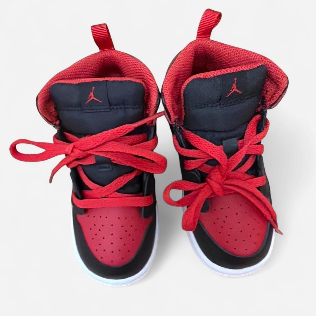 Jordan 1 Mid TD Size 8C Black Fire Red White 3