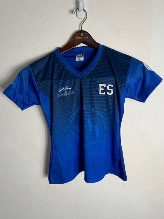El Salvador Blue National Team Soccer Jersey Size Small Boys 2