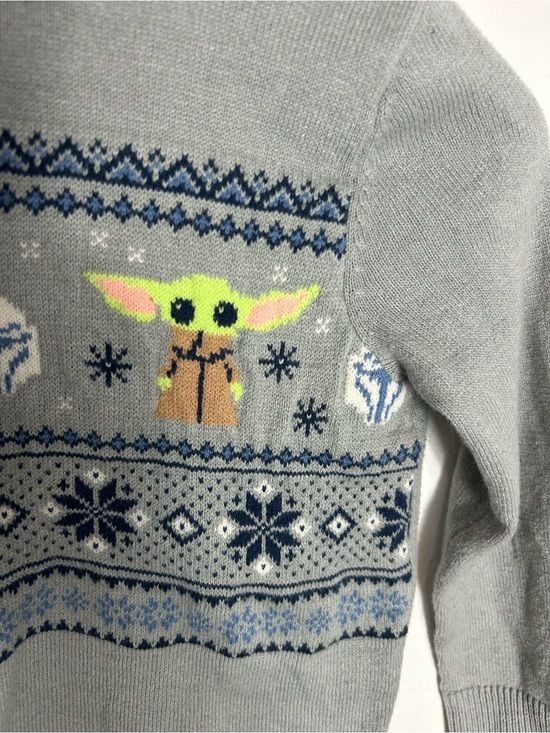 Star Wars Boys Grogu Knit Gray Sweater 5T Christmas Xmas 3