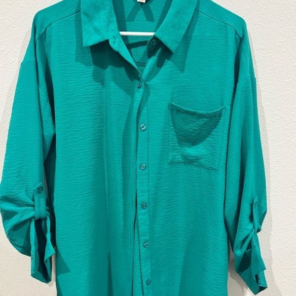 Versona Teal Button-Down Pocket Shirt