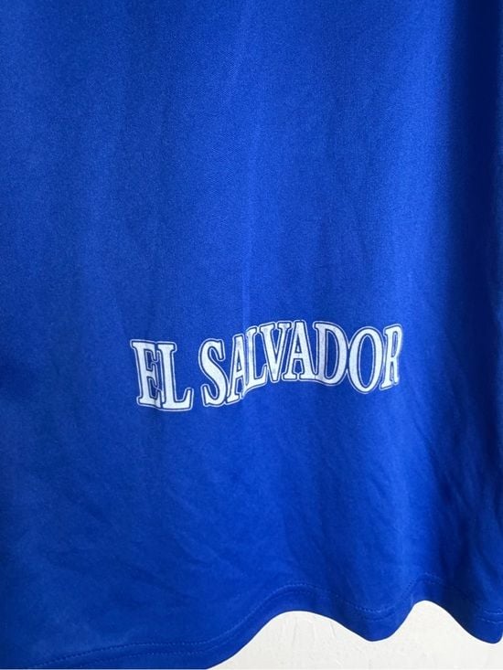 El Salvador Kids Soccer Jersey Medium 9