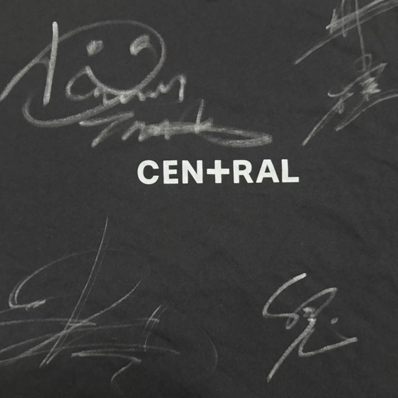 Central King Gnu Tour 2026 T-Shirt XL Signed 3