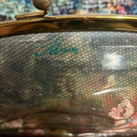 Vintage Maxim Plastic Embroidered Clutch Bag 4