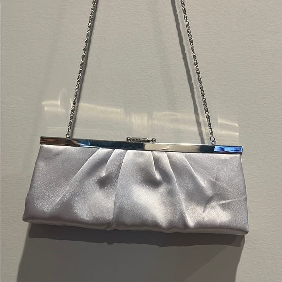 Gunne Sax Silver Crossbody Bag with Chain Strap 3