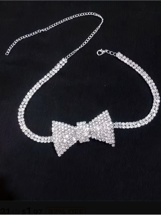 Rhinestone Bow Choker Necklace - Silver Glam 3