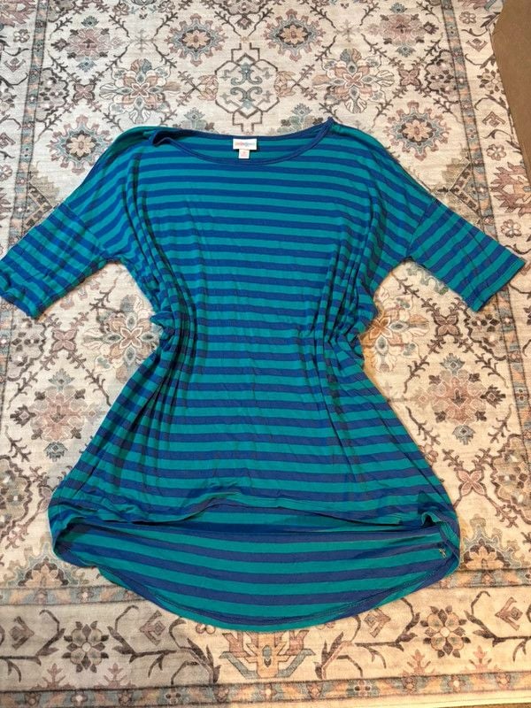 LulaRoe Top size S 2