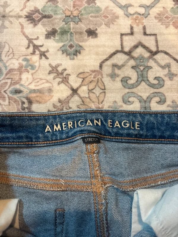American Eagle Mom jeans size 4 R 3