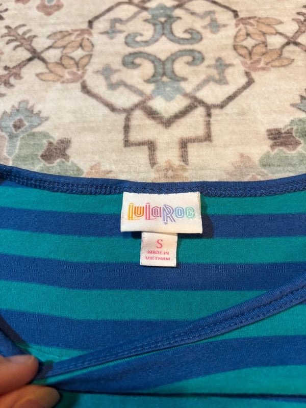 LulaRoe Top size S 3