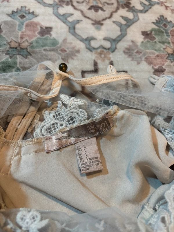 Love 21 Lace Detail Blouse size L 5