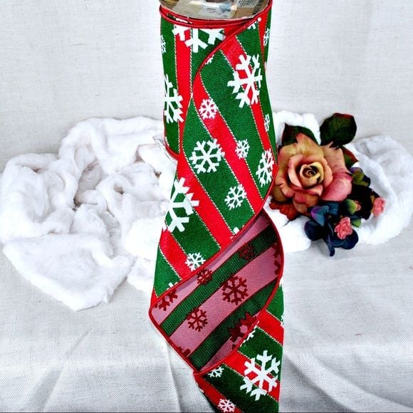 NWT Scandinavian snowflake striped jacquard design 3