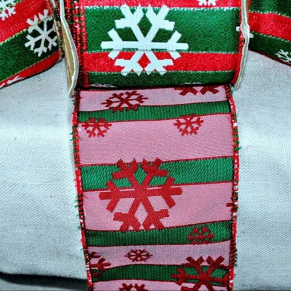 NWT Scandinavian striped snowflake jacquard design 2
