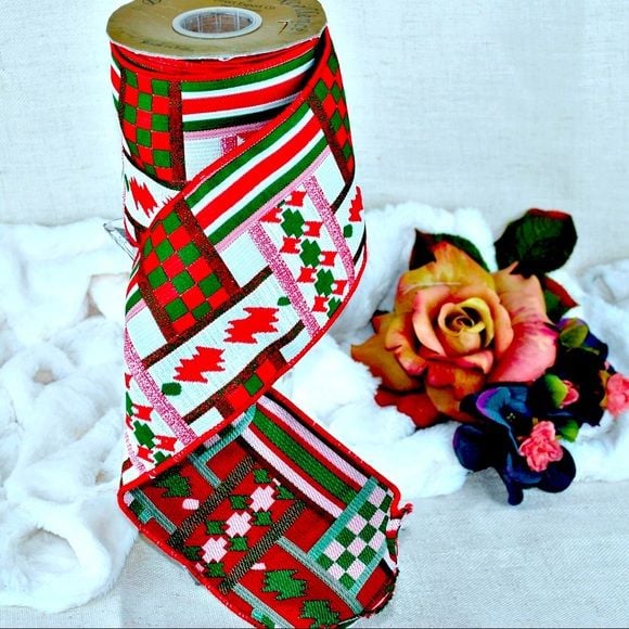 NWT red green and white wired ribbon 1