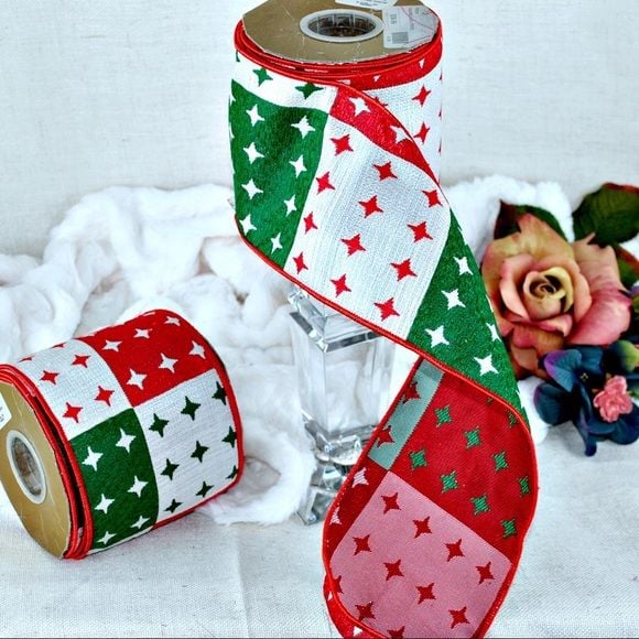 Nwt beautiful designer Arty Red green white big check/dots jacquard 5
