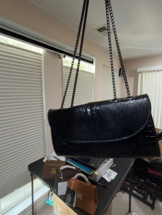 Black Croc-Embossed Chain Shoulder Bag 11