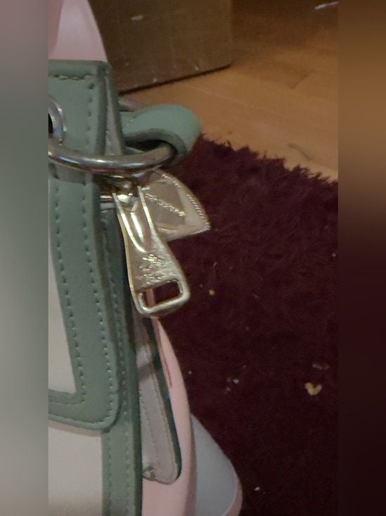 Cream and Sage Green Top-Handle Satchel with Bear Clasp 7