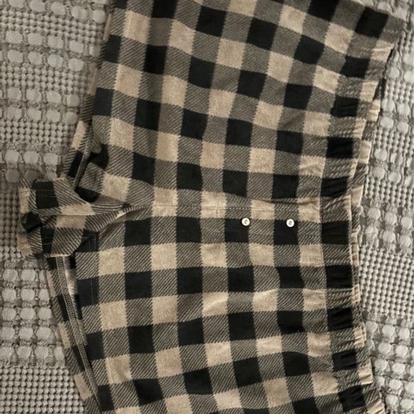 Victoria's Secret PINK pajama shorts in a plaid print size XXL
