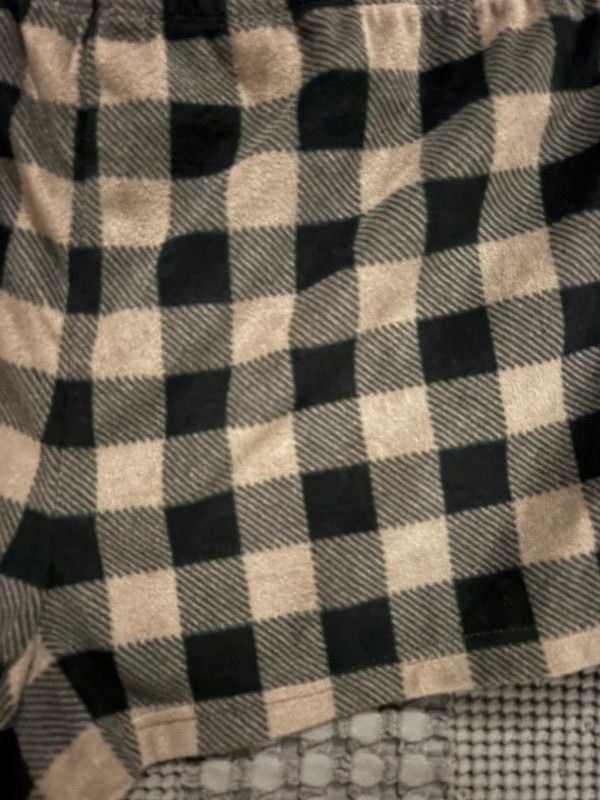 Victoria's Secret PINK pajama shorts in a plaid print size XXL 6