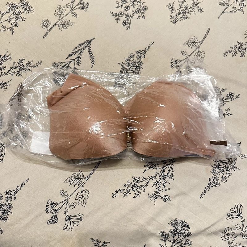 New Victoria Secret T Shirt Bra No Wire 1