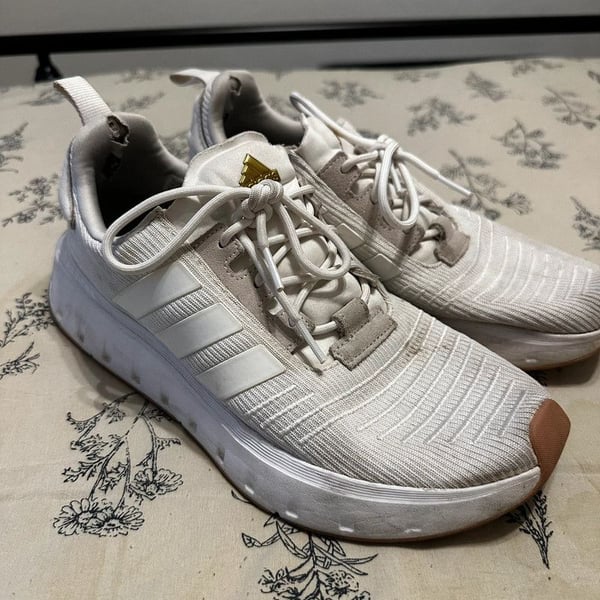 Adidas Dune Sneakers