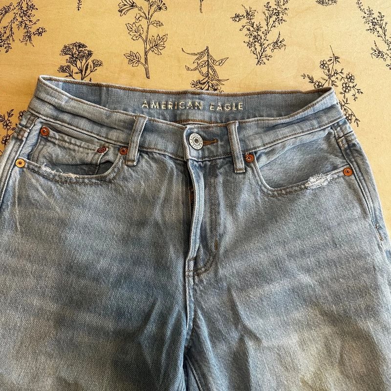 American Eagle Midrise Straight Leg Jeans 5