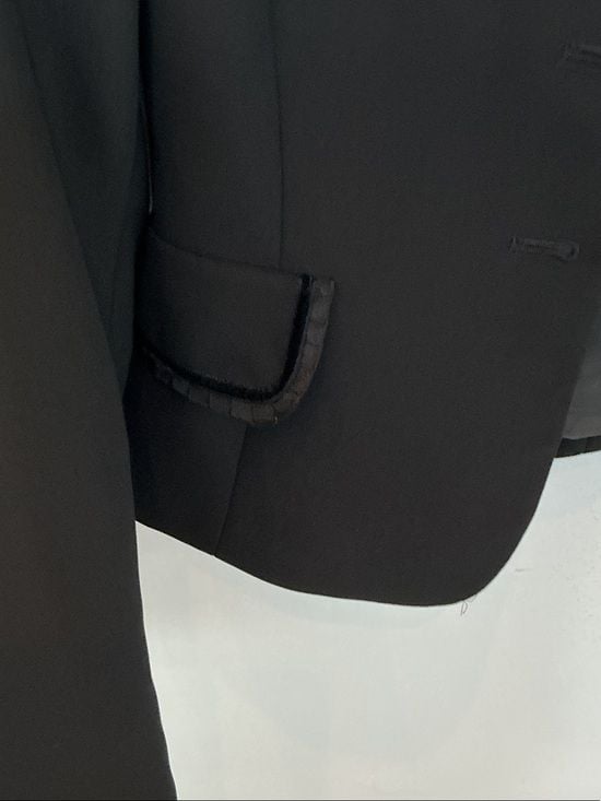 Tahari Black Women's Tailored Blazer with Trim 7