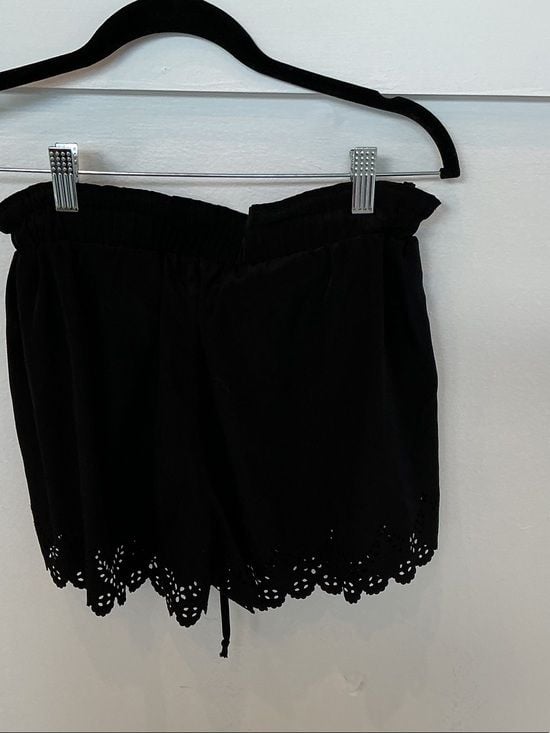 RD Style Black Off-Shoulder Eyelet Hem Camisole 5