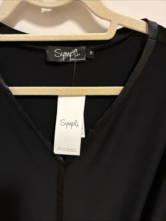 Sympli Black V-Neck 3/4 Sleeve Top 4