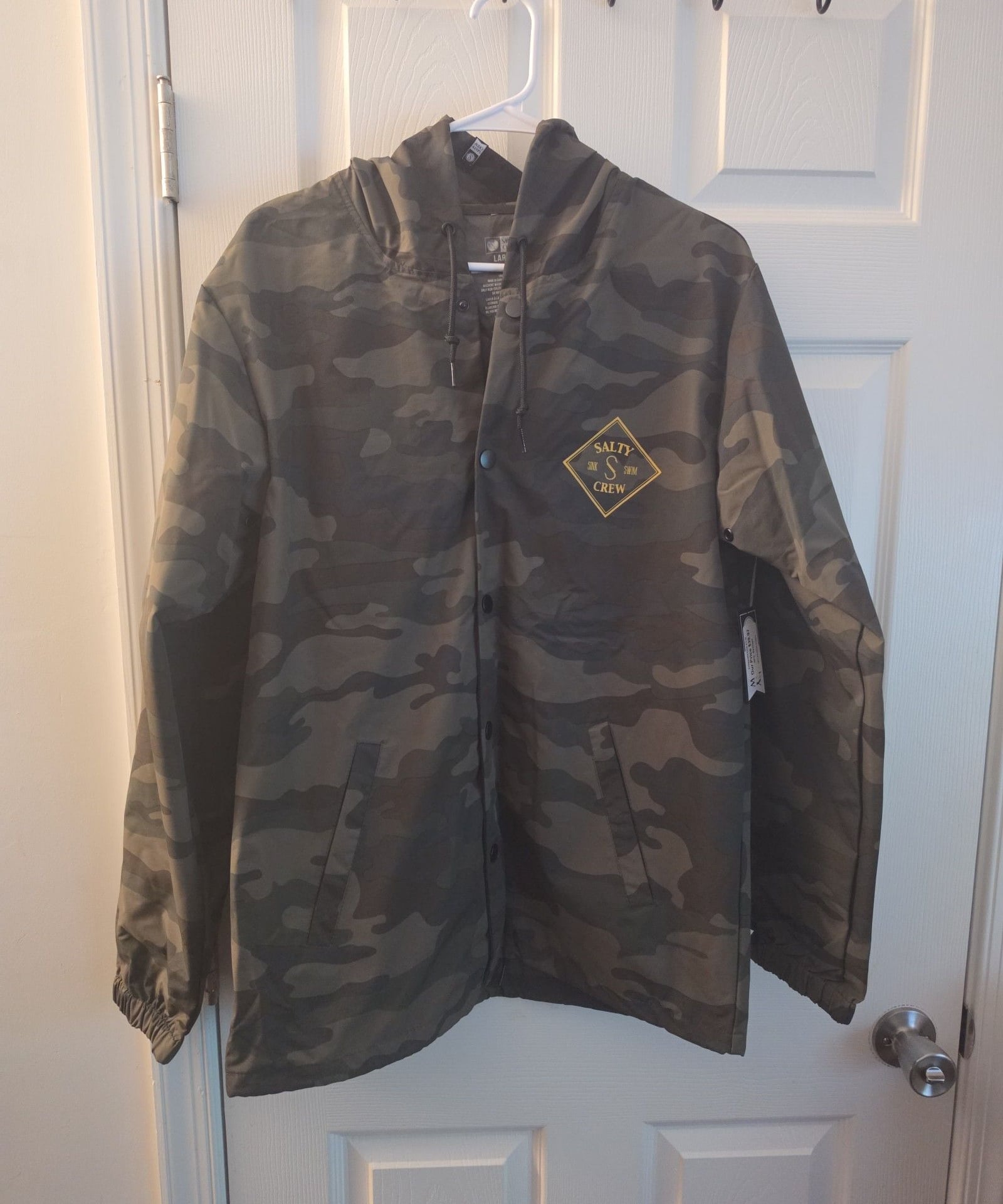 Salty Crew Camo Windbreaker Jacket 2