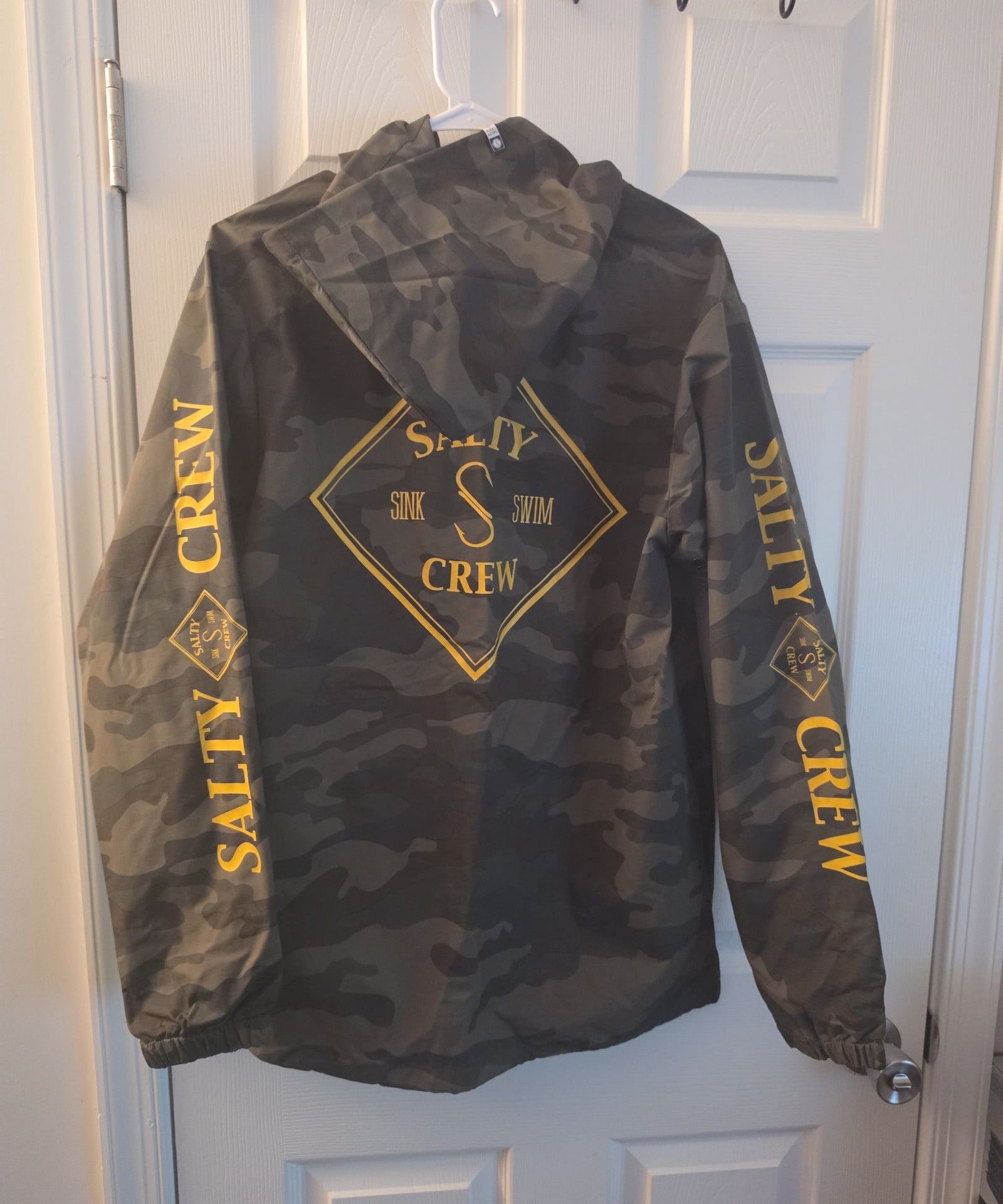 Salty Crew Camo Windbreaker Jacket 3