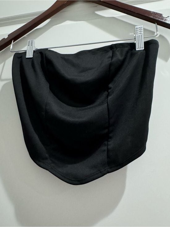 Lucky & Blessed Black Strapless Top - NWT - -Size M 2
