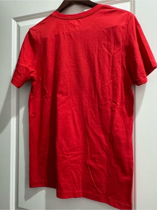 Red Graphic Womens T-Shirt - 'Sounds Like Bullshit To Me' - NWOT 5