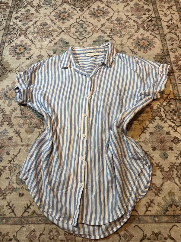 Beach Lunch Lounge Blouse size M 2