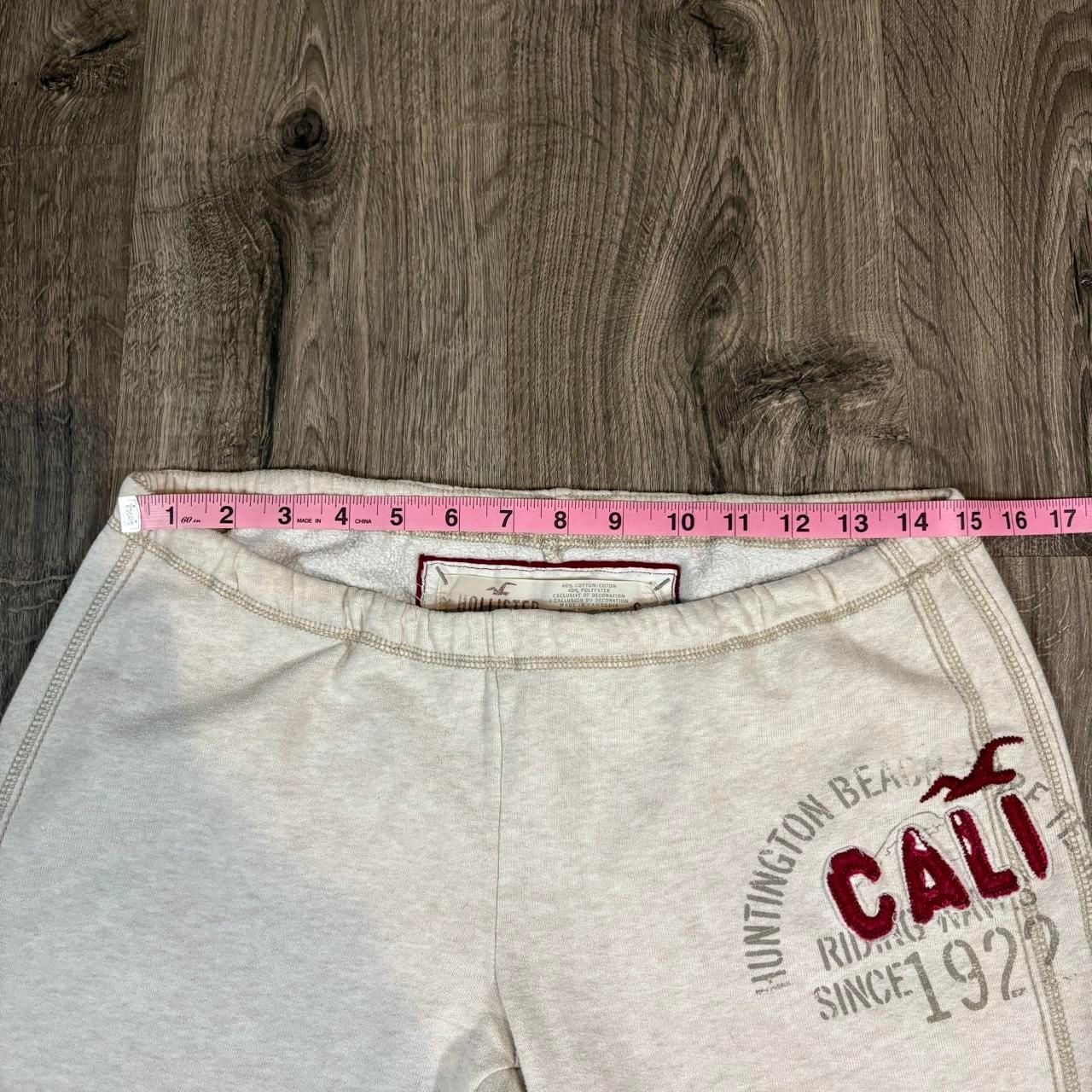 Hollister Y2K Capri Sweatpants Size S Beige Huntington Beach Cali 7