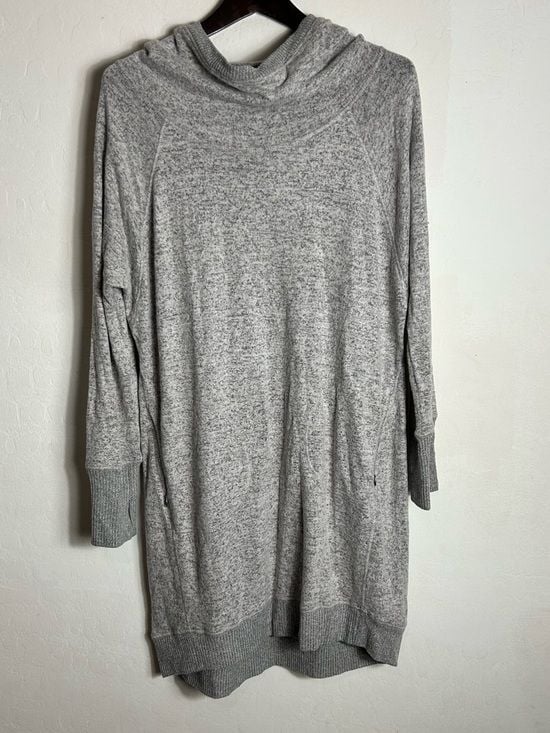 Tribal Heather Gray Knit Top 2