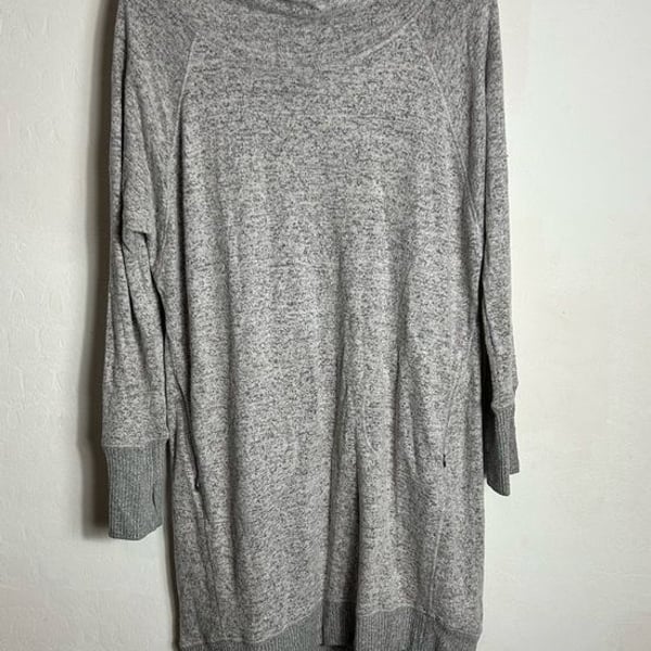 Tribal Heather Gray Knit Top