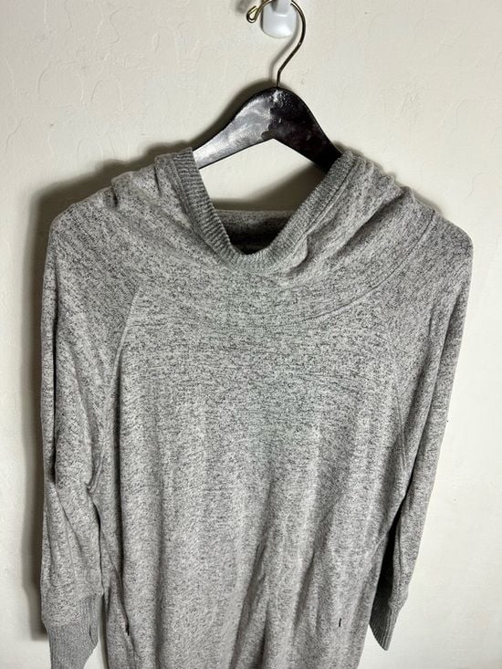 Tribal Heather Gray Knit Top 4
