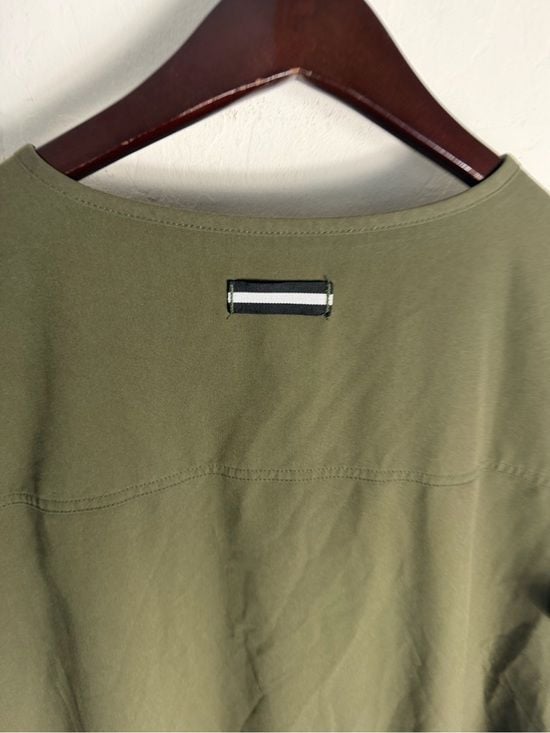 koi Olive Green V-Neck Short Sleeve Scrub Top nurse wear 10