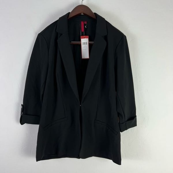 Love Scarlet Blazer Size Large NWT