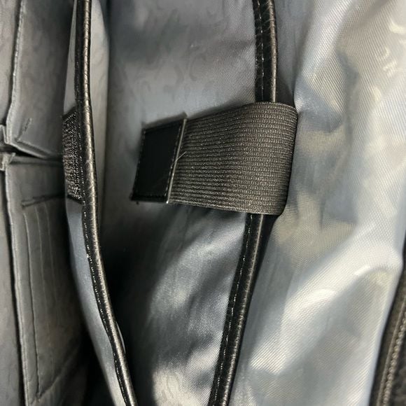 Kenneth Cole Reaction Women's 15 inch Laptop Tote, Black. lots of pockets 10