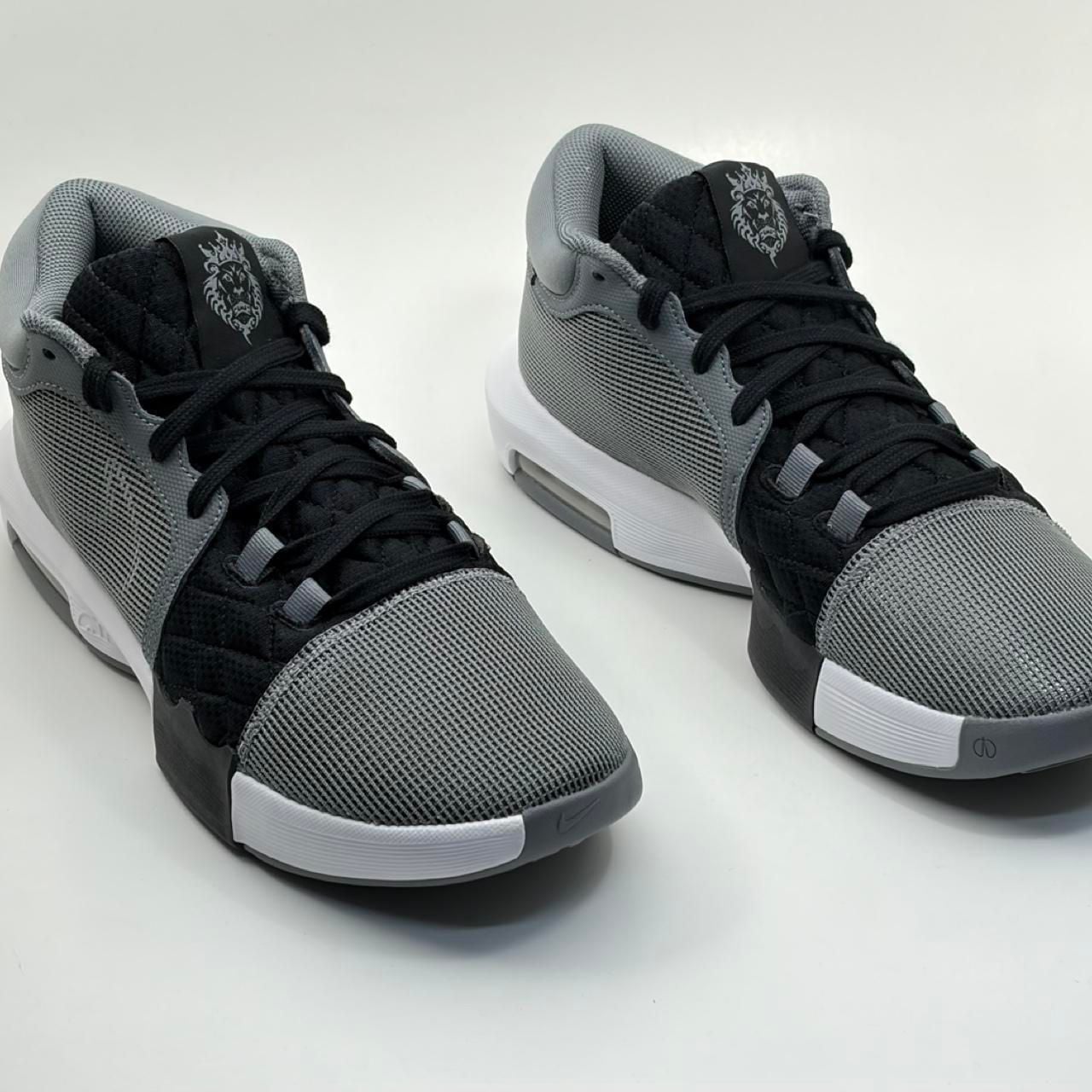 Product thumbnail 4