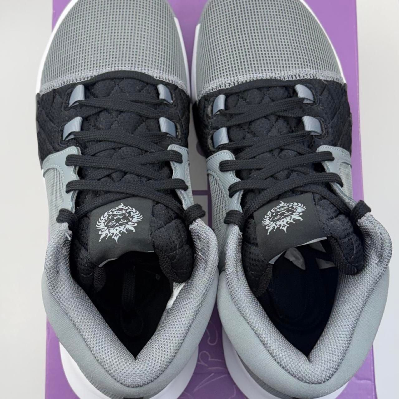 Product thumbnail 5