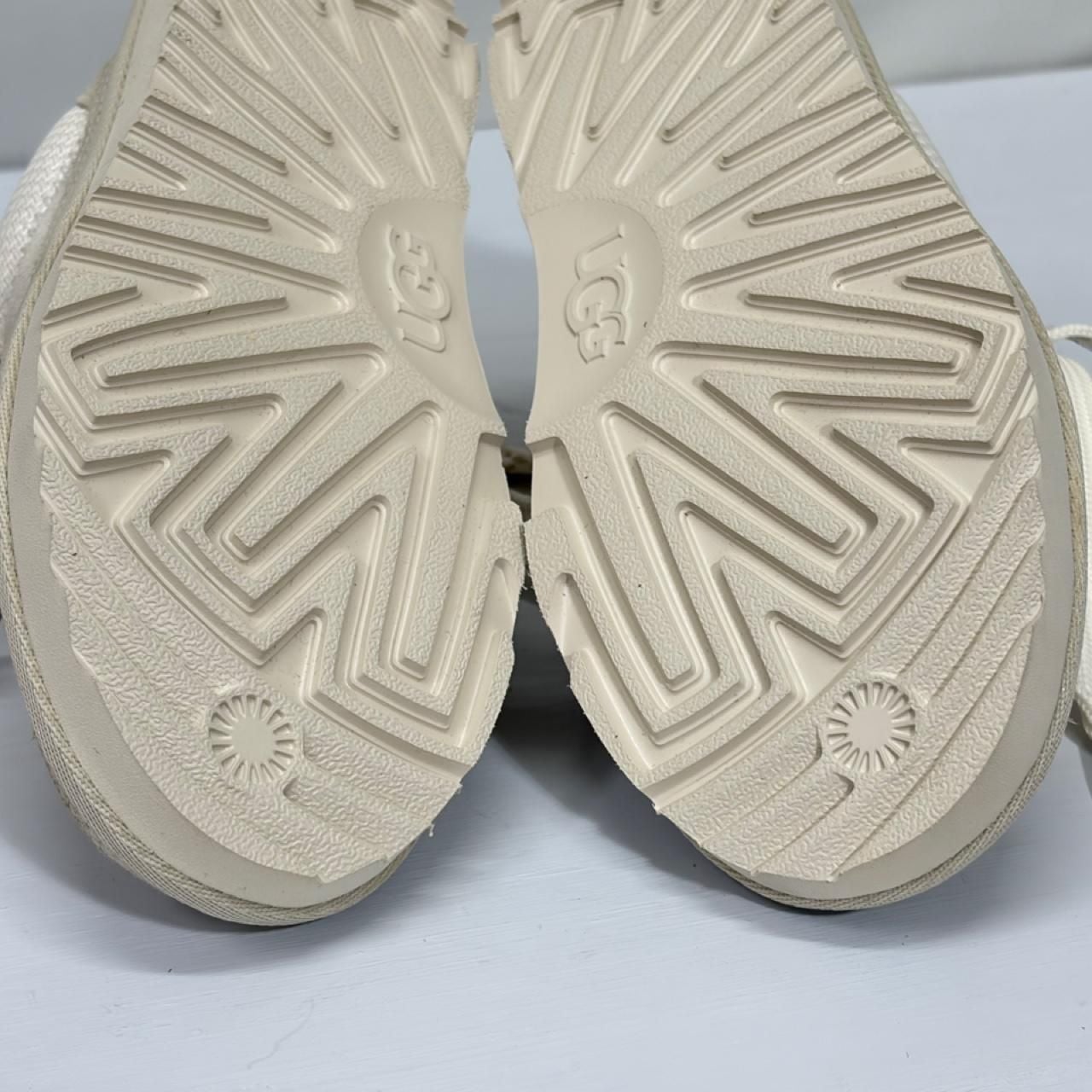 UGG Lo Lowmel Size 1 Kids Jasmine Beige Suede Sneakers 7