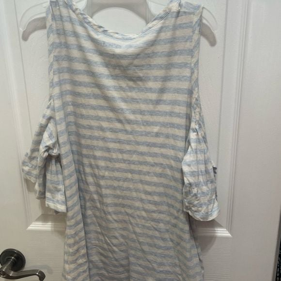 LOFT Gray and White Boxy Bell Sleeve Blouse 9