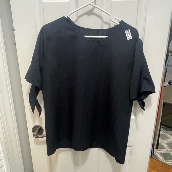 Temu navy blue top shortsleeved XxLargw new never worn 3